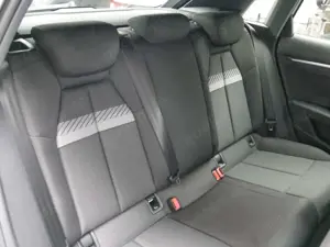 Audi A3 30 TFSI S LINE LED NAVI SOUND SYSTE Bild 4