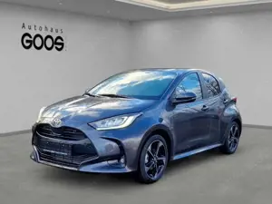 Toyota Yaris Hybrid Style Navi LED Apple CarPlay Android Auto M