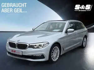 BMW 530 D xDrive PANO/NAVI/TEMPOMAT/AHK Bild 1