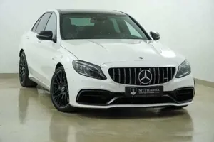 Mercedes-Benz C 63 AMG C 63 AMG Perf-Abgas Pano Carbon Burmester Distr Bild 1
