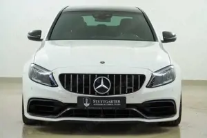Mercedes-Benz C 63 AMG C 63 AMG Perf-Abgas Pano Carbon Burmester Distr Bild 2