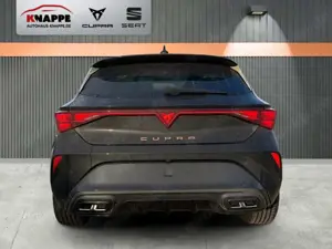 CUPRA Leon 1.5 eTSI Navi Sennheiser Dynamica Seitenschweller Bild 5
