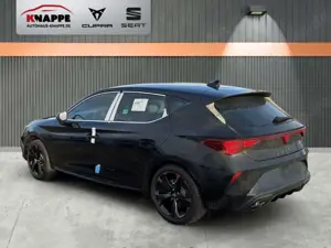 CUPRA Leon 1.5 eTSI Navi Sennheiser Dynamica Seitenschweller Bild 3