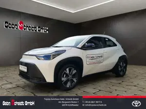 Toyota Aygo X Hybrid Active Sitzheizung Apple CarPlay Android Au