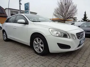 Volvo V60 V60 Diesel D3 Geartronic Momentum