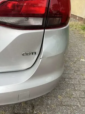 Opel Astra Astra 1.6 D (CDTI) Start/Stop Sports Tourer Dynamic Bild 4