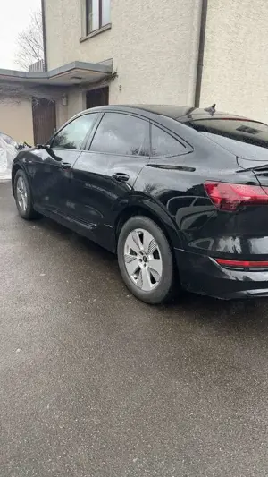 Audi e-tron 50 quattro S line Bild 4