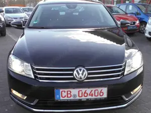 Volkswagen Passat Alltrack Passat Variant 1.8.KLIMA.NAVI.AHK.XENON.TÜV.NEU