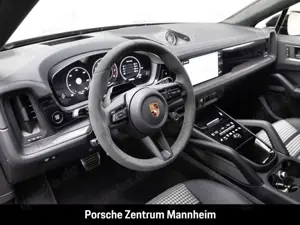 Porsche Cayenne GTS Coupe Leichtbau Paket HeadUp InnoDrive Bild 4