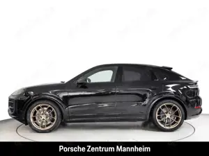 Porsche Cayenne GTS Coupe Leichtbau Paket HeadUp InnoDrive Bild 2