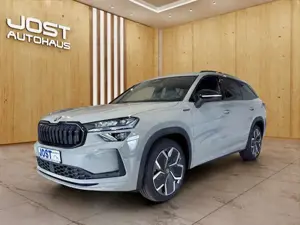 Skoda Kodiaq Sportline 1.5 eTSI DSG 7-Sitzer Pano AHK Navi LM20 MatrixLED Kessy