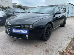 Alfa Romeo 159 1.9 JTDM 16V SPORTWAGON Distinctive AUTOMATIK !