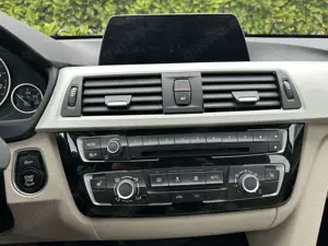 BMW 320 Advantage