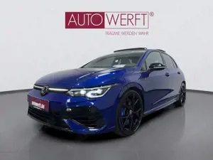 Volkswagen Golf R 8 4M DSG AKRAPOVIC PERFORMANCE BLACK PANO IQ MATRI