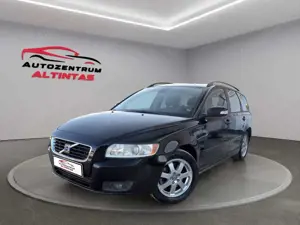 Volvo V50 Kombi 2.0 D*KLIMAAUT*SHZ*TÜV NEU*TEMPOMAT*