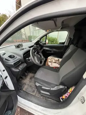 Opel Combo Combo 1.5 D Cargo 1.5 D S Bild 4