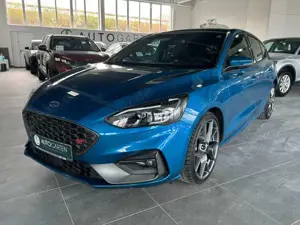 Ford Focus Lim. ST*NaviKam*PDC*Shz*Head-up*Panoram.