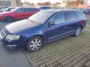 Volkswagen Passat Variant Passat Variant Diesel 2.0 TDI BlueMotion Technology DPF Highline Bild 4