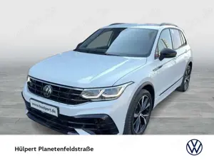 Volkswagen Tiguan 2.0 R BLACK STYLE 4X4 AHK CAM ACC LM20