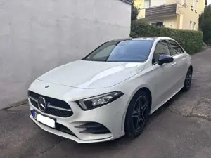 Mercedes-Benz A 250 AMG Line Limousine