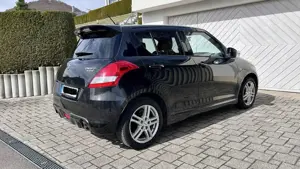 Suzuki Swift 1.6 Sport Bild 4