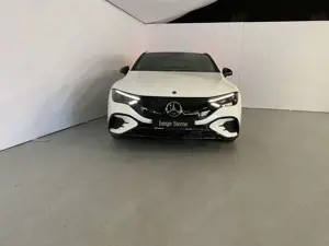 Mercedes-Benz EQE 300 EQE 300 AMG Night AHK DIGITAL LIGHT Burmester Bild 2