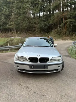 BMW 318 318i