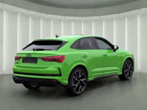 Audi RS Q3 Sportb.*Keramik-Br 280km/h RS-AGA Panodach Bild 4