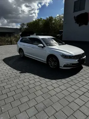 Volkswagen Passat Variant 2.0 TDI SCR DSG Comfortline Bild 4