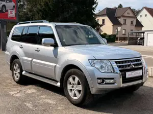Mitsubishi Pajero 3.2 DI-D Automatik 7Sitzer