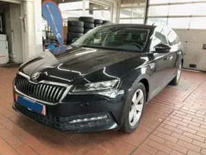 Skoda Superb Combi Ambition DSG Standhzg+LED+Kamera+AC