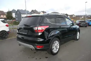 Ford Kuga Titanium+SHZ+LMF+RFK+NAVI+KLIMA+ Bild 5