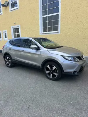 Nissan Qashqai 1.2 DIG-T N-Connecta