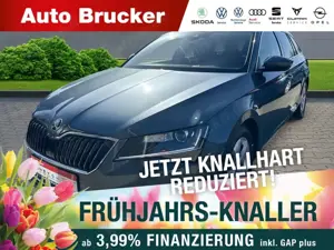 Skoda Superb Combi Style+Anhängerkupplung+el.Panoramadach+Navi