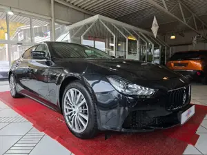 Maserati Ghibli S+NAVI+KAMERA+ALCANTARA+SCHIEBEDACH+