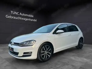 Volkswagen Golf Highline BMT DSG NAVI SHZG PDC