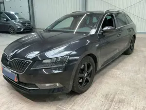 Skoda Superb Combi LK 4x4 AHK+Xenon+DAB+ACC+MEMORY