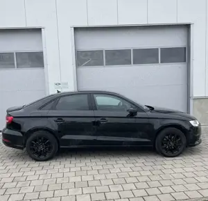 Audi A3 30 TFSI basis Bild 2