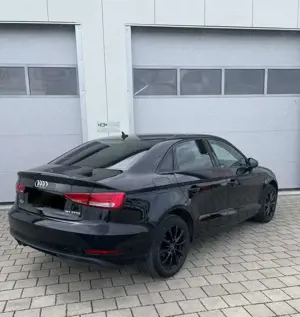 Audi A3 30 TFSI basis Bild 3