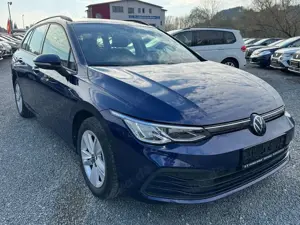 Volkswagen Golf VIII Variant 1.0 eTSI *DSG*LIFE*PDCHI+VO+KA