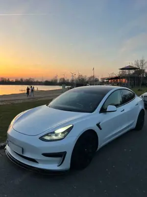 Tesla Model 3 Standard Range Plus