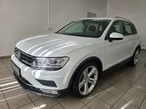 Volkswagen Tiguan 2.0 TSI 4Motion Highline LED ACC AHK 19" 2.Hand
