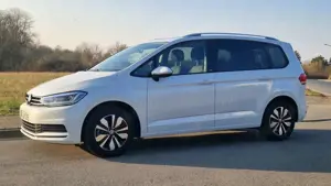 Volkswagen Touran 5J Garantie,7Sitz,Standhzg,Navi,LED-IQ,Panorama Bild 2