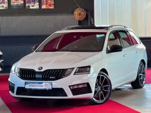 Skoda Octavia Combi RS Pano ACC Kamera AHK