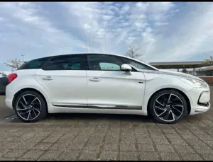 Citroen DS5 Hybrid4 EGS6 Pure Pearl