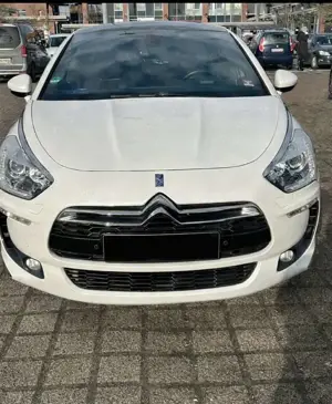 Citroen DS5 Hybrid4 EGS6 Pure Pearl Bild 4