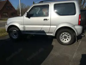 Suzuki Jimny Jimny Club Bild 3
