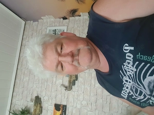 Suche...bi, gay für heiße Stunden