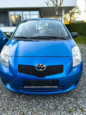 Toyota Yaris Cool