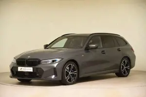 BMW 320 d Touring xDrive M Sport ACC Pano HK LED AHK